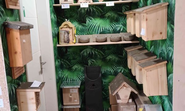 Vogelhäuser, Insektenhotels, Hummelhotels, Fledermauskästen